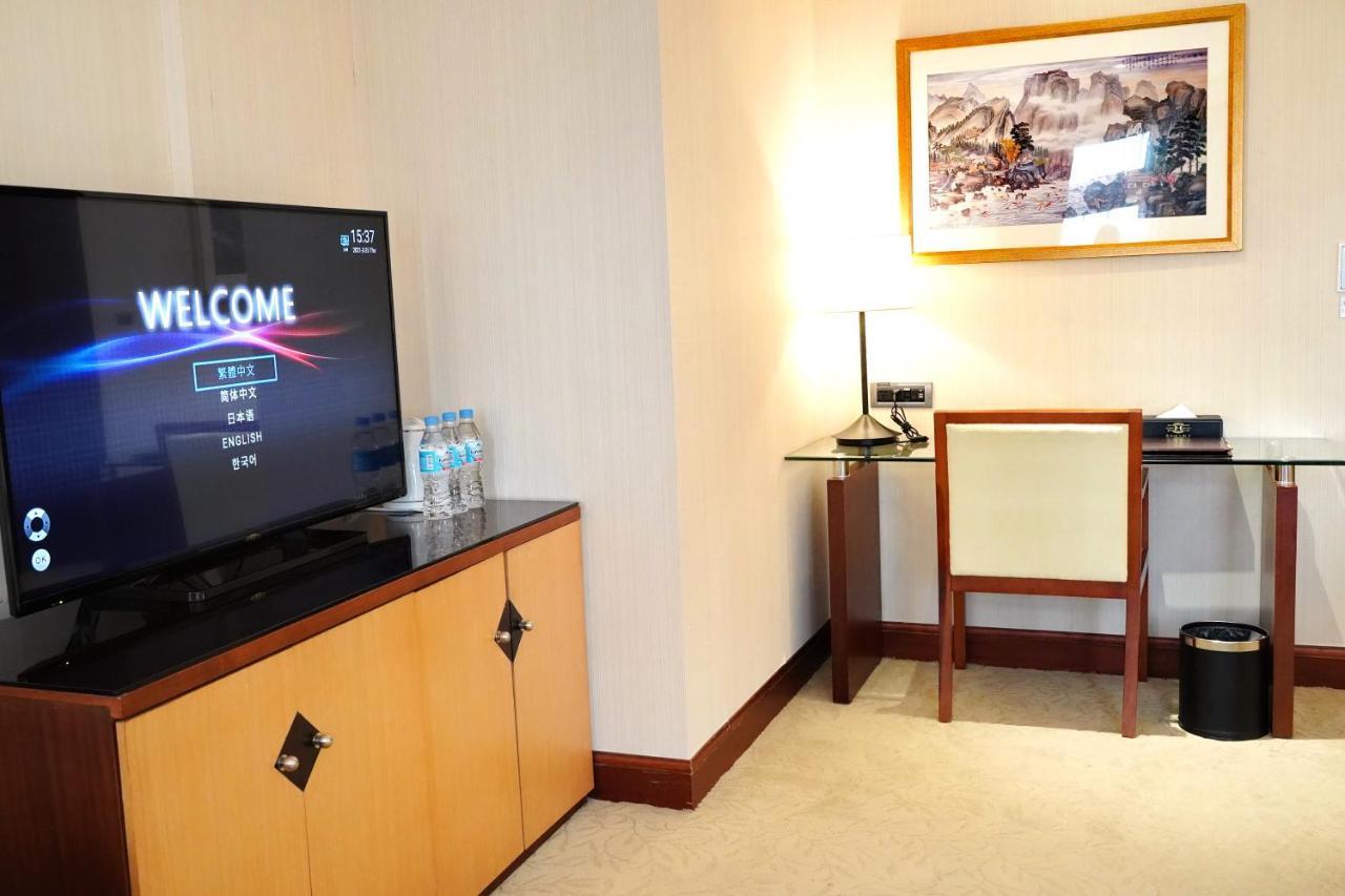 Hu House - Taipei Hotel ภายนอก รูปภาพ