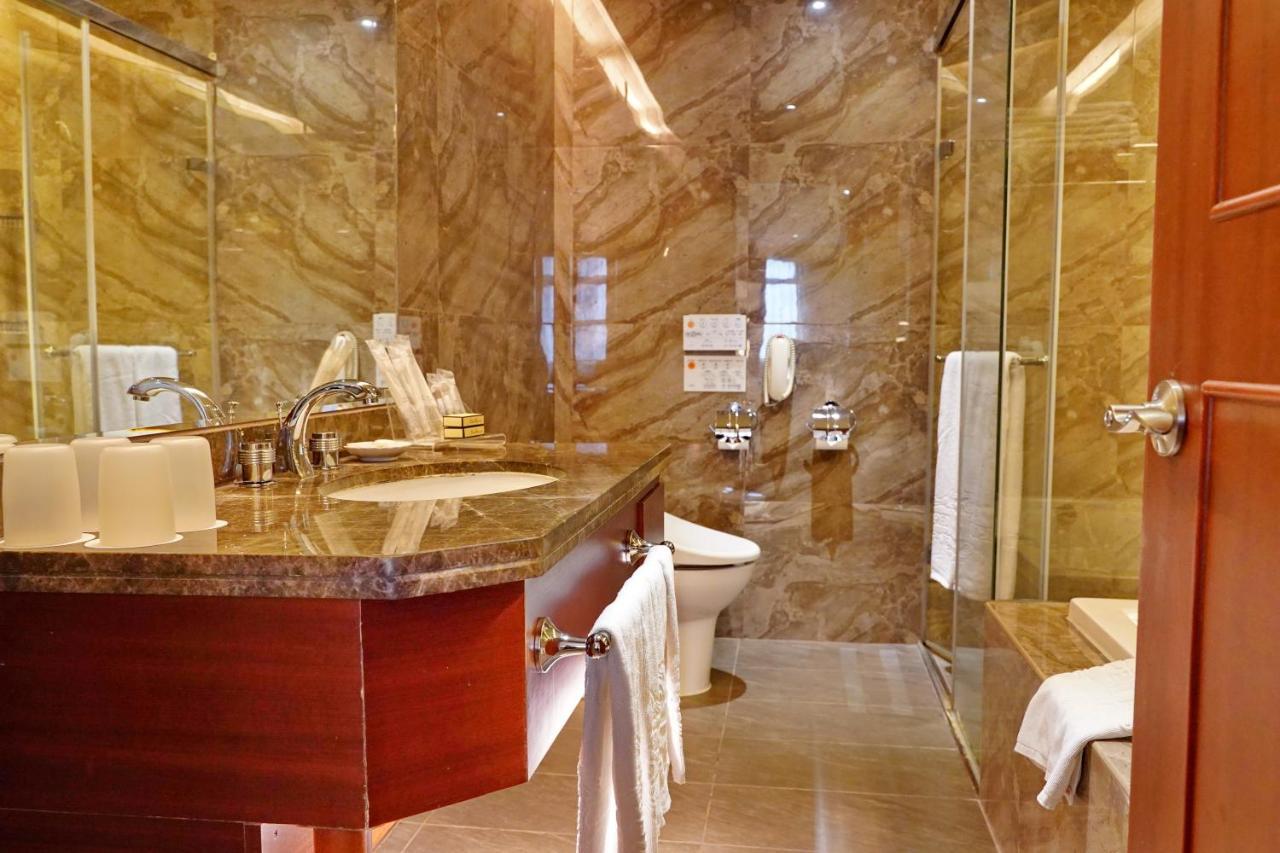 Hu House - Taipei Hotel ภายนอก รูปภาพ