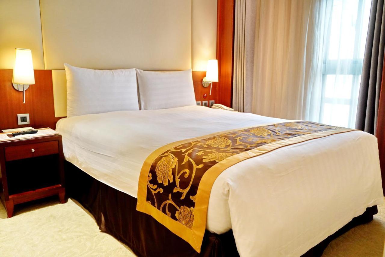 Hu House - Taipei Hotel ภายนอก รูปภาพ