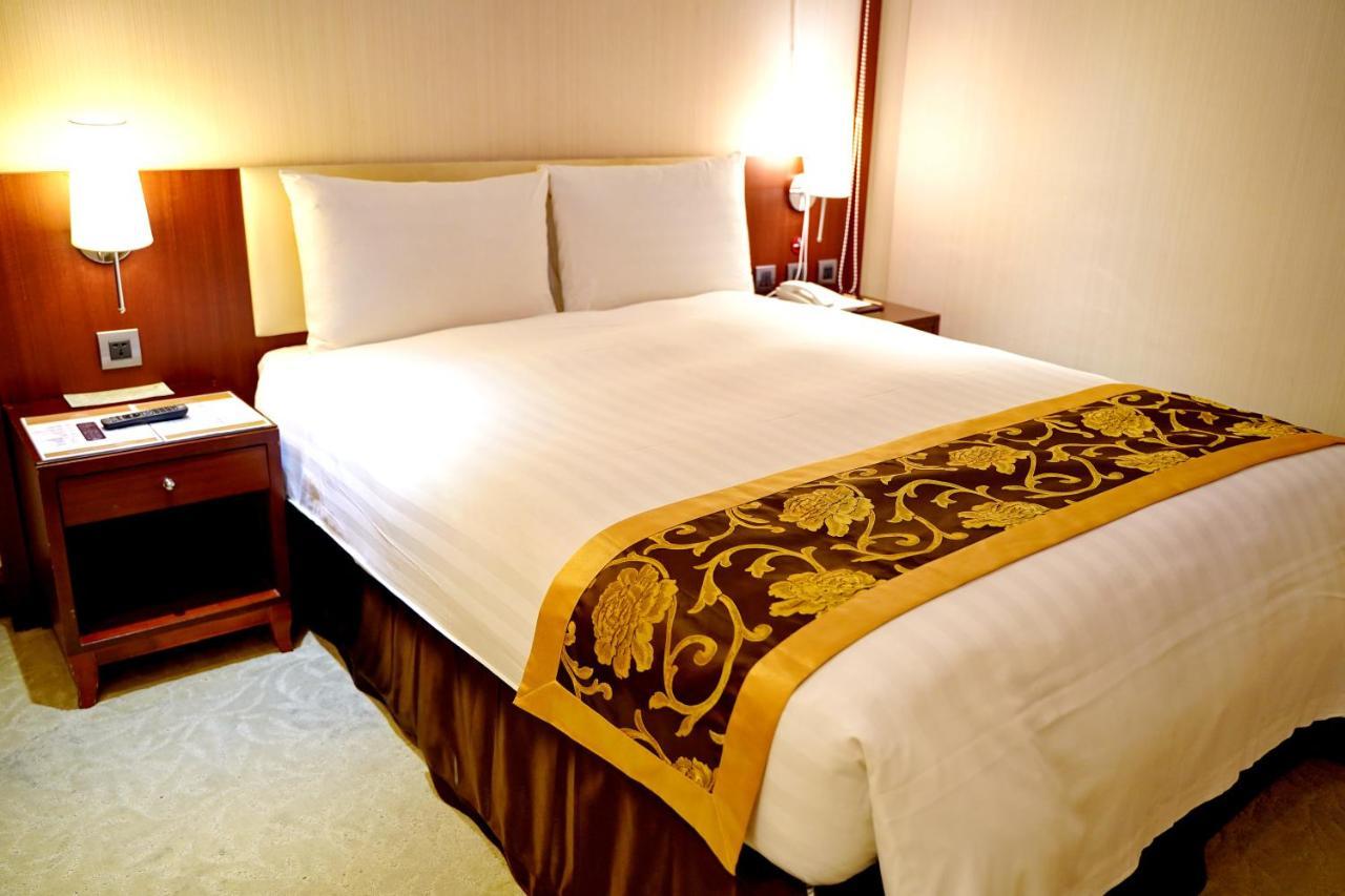 Hu House - Taipei Hotel ภายนอก รูปภาพ